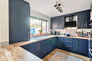 Photo 5- click for photo gallery